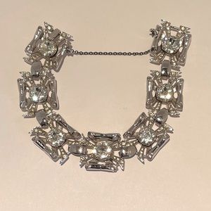 Gorgeous vintage Coro rhinestone bracelet